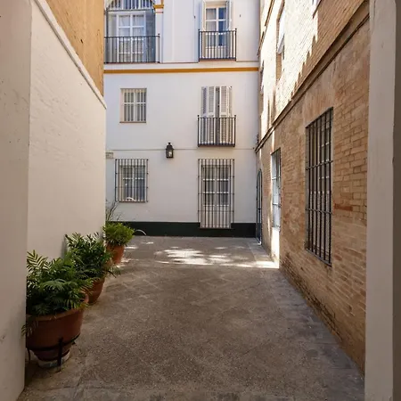 Apartment, 2 Pax, Historical Center إشبيلية